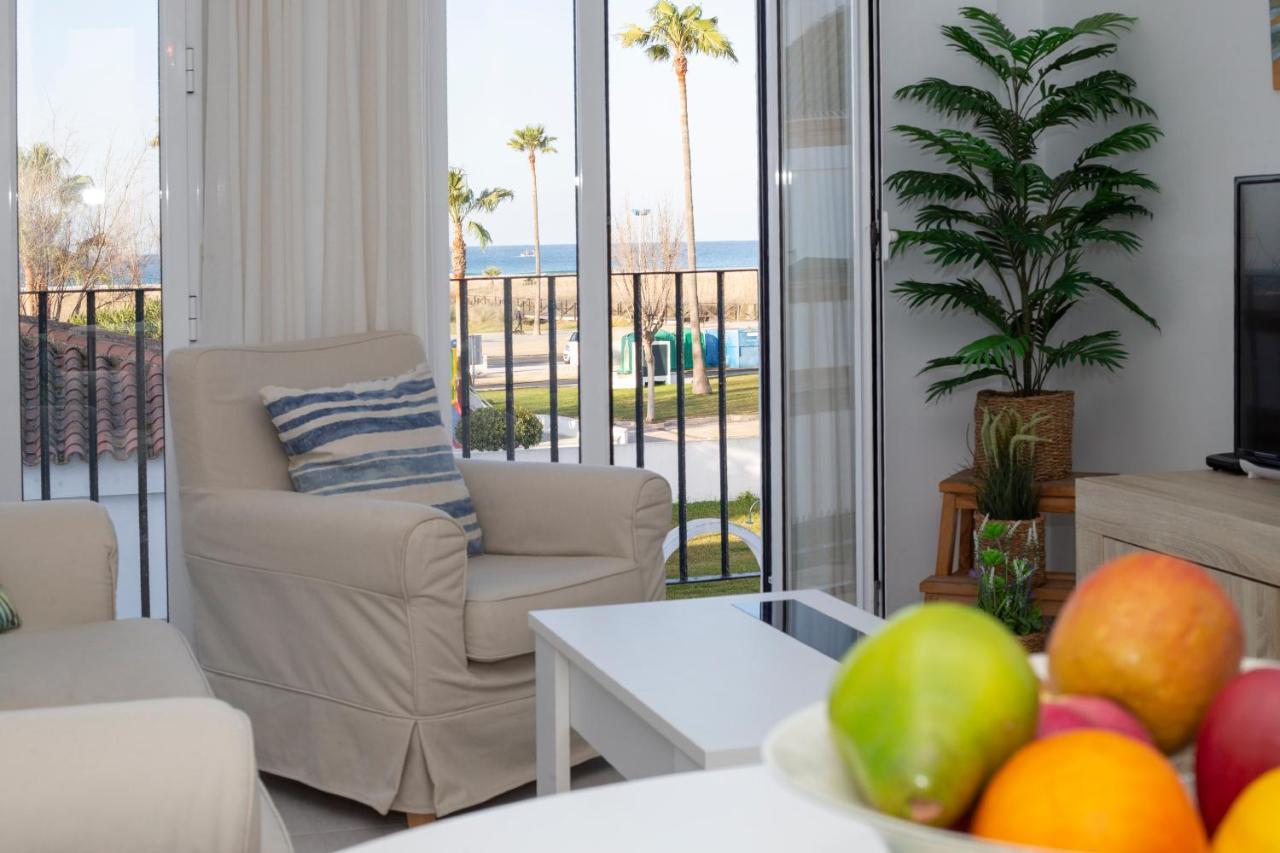קוניל דה לה פרונטרה Apartamento Con Vistas Al Mar מראה חיצוני תמונה