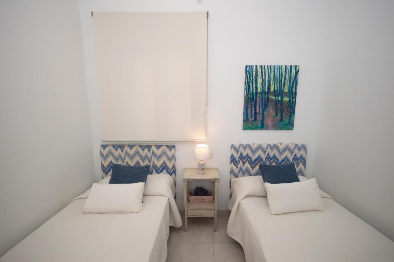 קוניל דה לה פרונטרה Apartamento Con Vistas Al Mar מראה חיצוני תמונה